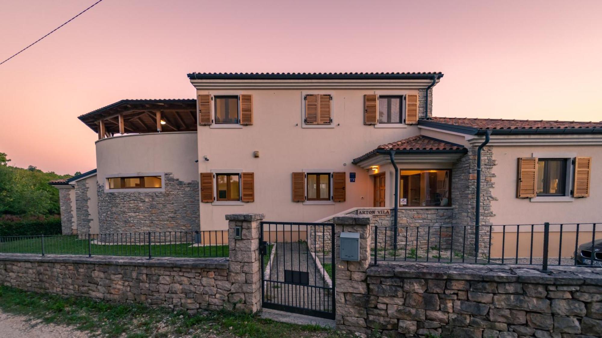 Villa Arton Heated Swimming-Pool Žminj Exteriér fotografie