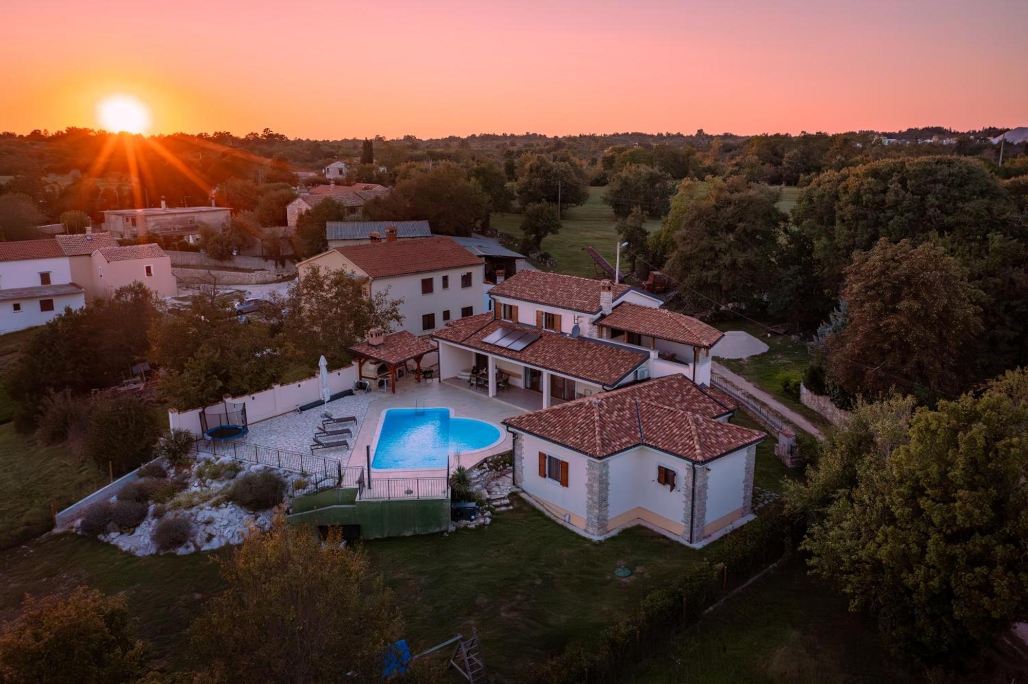 Villa Arton Heated Swimming-Pool Žminj Exteriér fotografie